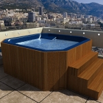 Aceste piscine sunt confectionate din rasini poliesterice speciale, armate cu fibra de sticla.