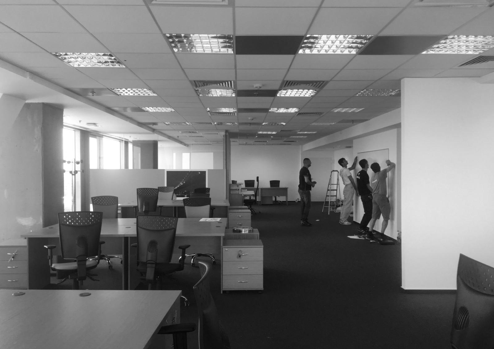 Amenajări spaţii de birouri