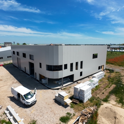 Construcţii industriale