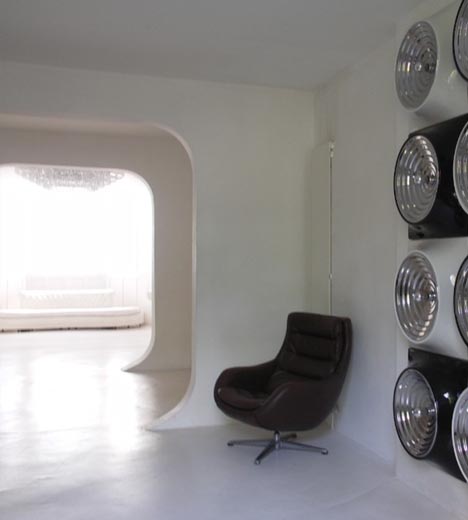 Interior retro futurist 