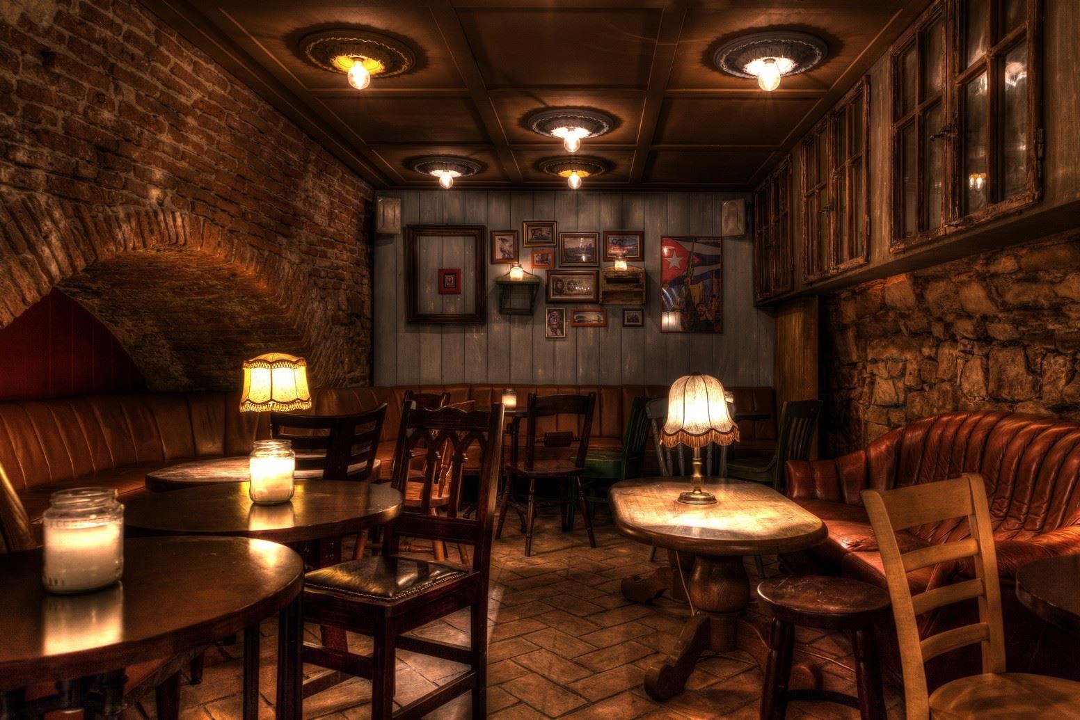 Mobilier la comandă şi HoReCa 